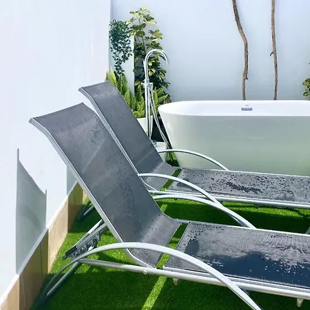 Big House Adeje Deluxe By Deihu Experiences 펜션