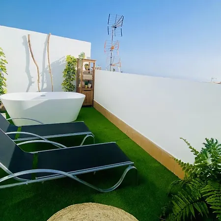 Big House Adeje Deluxe By Deihu Experiences 펜션