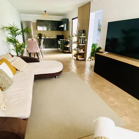 Big House Adeje Deluxe By Deihu Experiences 펜션 아데제