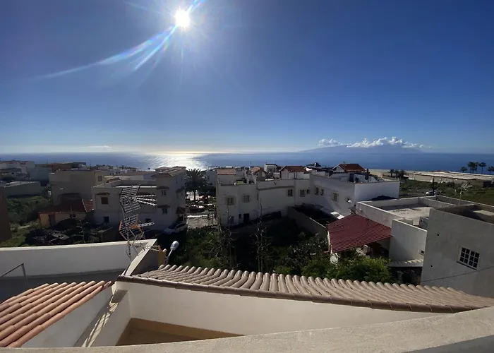 Big House Adeje Deluxe By Deihu Experiences 펜션 *